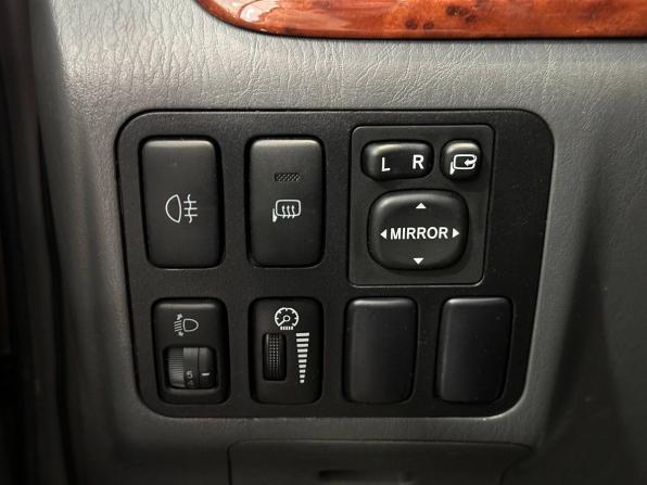 Toyota Land Cruiser Prado 120 Series Рестайлинг с пробегом 2008 года, цена 1 797 000 рублей, 307349 км, внедорожник, Автокод Объявления