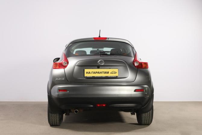 Nissan Juke I с пробегом 2012 года, цена 1 299 000 рублей, 124600 км, внедорожник, Автокод Объявления