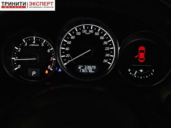 Mazda CX-5 I Рестайлинг с пробегом 2016 года, цена 1 797 000 рублей, 176572 км, внедорожник, Автокод Объявления