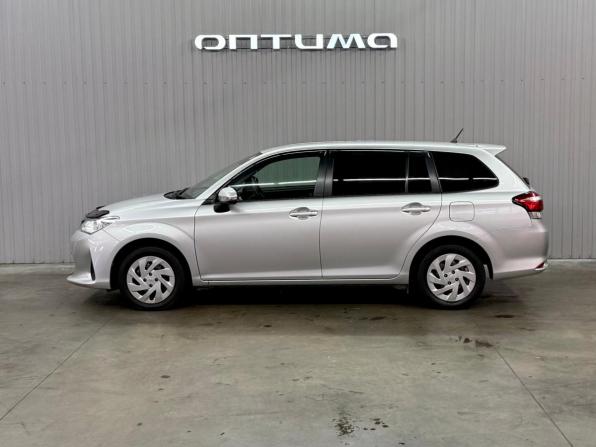 Toyota Corolla XI (E160 E170) Рестайлинг 2 с пробегом 2018 года, цена 1 547 000 рублей, 81839 км, универсал, Автокод Объявления