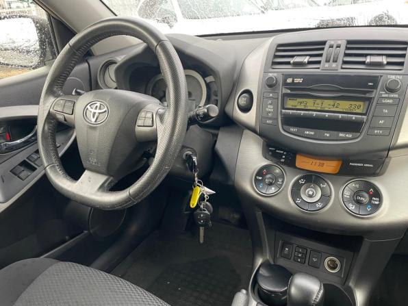 Toyota RAV4 III (XA30) Рестайлинг с пробегом 2012 года, цена 1 370 000 рублей, 209950 км, внедорожник, Автокод Объявления