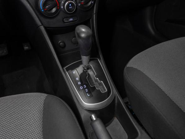 Hyundai Solaris I с пробегом 2013 года, цена 830 000 рублей, 104547 км, седан, Автокод Объявления