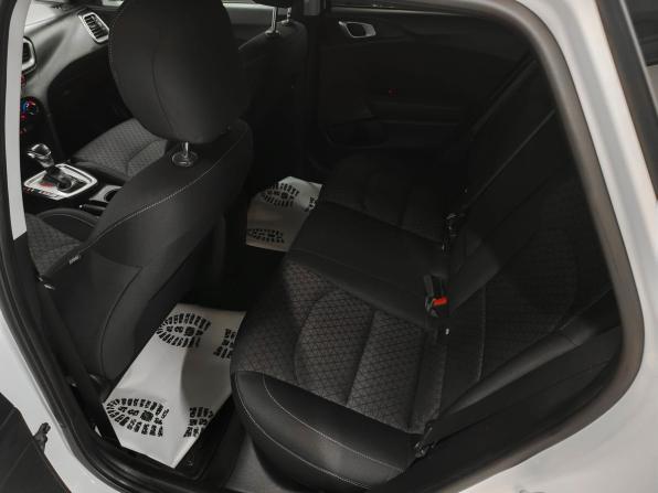 Kia Ceed III с пробегом 2019 года, цена 1 712 000 рублей, 89571 км, универсал, Автокод Объявления