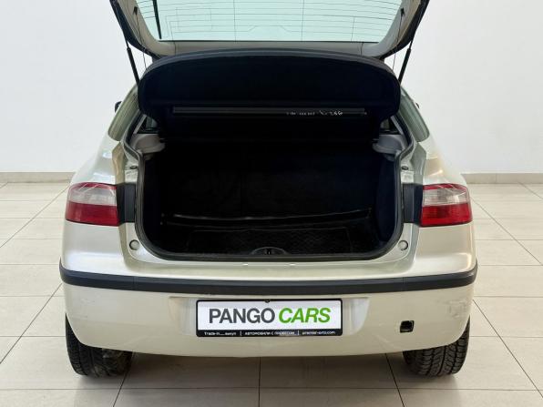 Renault Laguna II с пробегом 2004 года, цена 275 000 рублей, 271167 км, лифтбек, Автокод Объявления