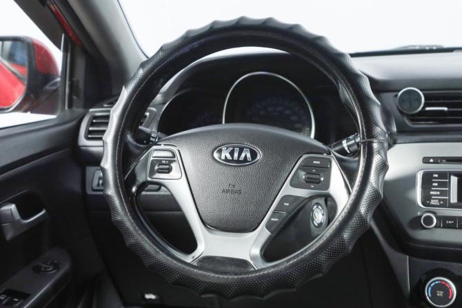 Kia Rio III Рестайлинг с пробегом 2015 года, цена 869 000 рублей, 200000 км, седан, Автокод Объявления