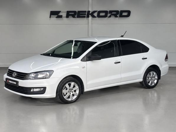 Volkswagen Polo V Рестайлинг с пробегом 2018 года, цена 1 049 000 рублей, 98020 км, седан, Автокод Объявления