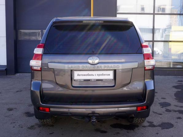 Toyota Land Cruiser Prado 150 Series Рестайлинг 1 с пробегом 2015 года, цена 2 963 000 рублей, 272792 км, внедорожник, Автокод Объявления