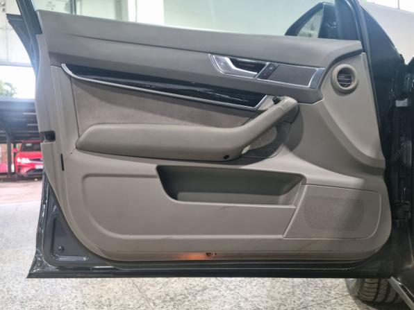 Audi A6 III (C6) с пробегом 2004 года, цена 650 000 рублей, 442293 км, седан, Автокод Объявления