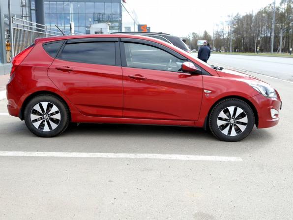 Hyundai Solaris I Рестайлинг с пробегом 2015 года, цена 965 000 рублей, 96000 км, хэтчбек, Автокод Объявления