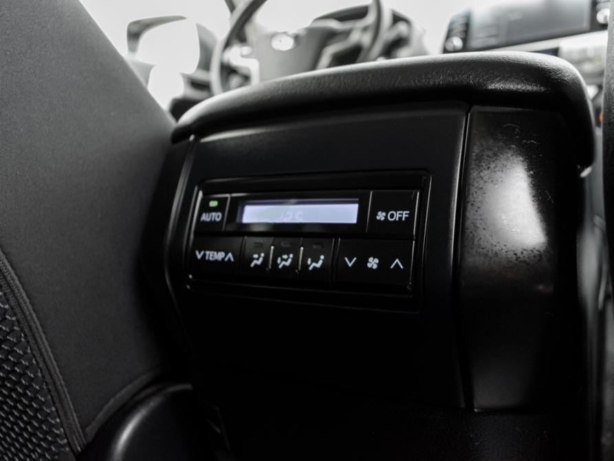 Toyota Land Cruiser Prado 150 Series Рестайлинг 3 Екатеринбург  - изображение 28