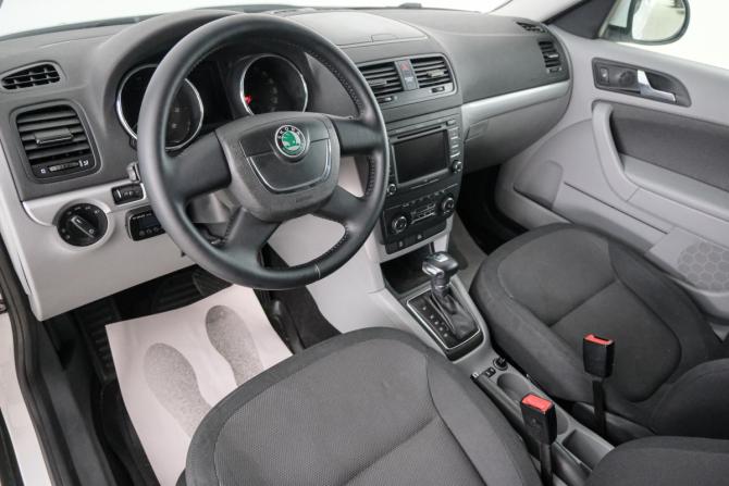 Skoda Yeti I с пробегом 2011 года, цена 959 000 рублей, 197800 км, внедорожник, Автокод Объявления