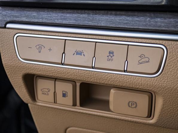 Kia Mohave I Рестайлинг 2 с пробегом 2020 года, цена 4 648 000 рублей, 87000 км, внедорожник, Автокод Объявления