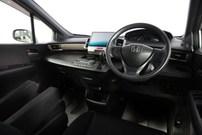 Honda Freed I Рестайлинг с пробегом 2011 года, цена 1 229 000 рублей, 119000 км, компактвэн, Автокод Объявления