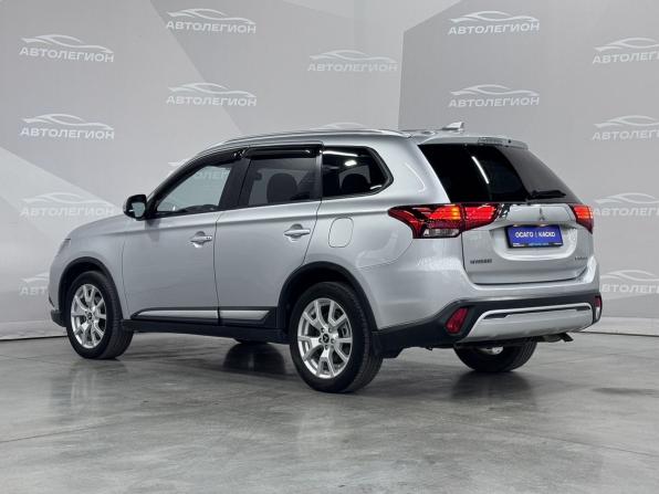 Mitsubishi Outlander III Рестайлинг 3 с пробегом 2018 года, цена 1 850 000 рублей, 170650 км, внедорожник, Автокод Объявления