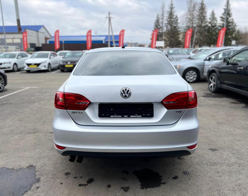 Volkswagen Jetta VI Альметьевск  - изображение 6