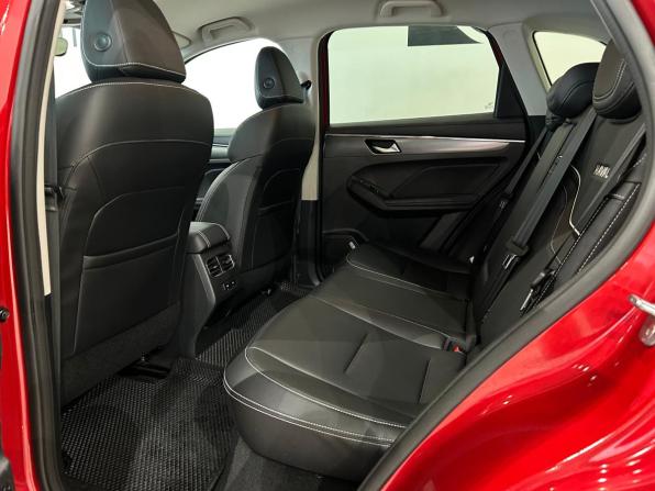 Haval Jolion I с пробегом 2023 года, цена 1 799 000 рублей, 45788 км, внедорожник, Автокод Объявления