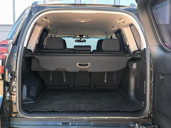 Toyota Land Cruiser Prado 150 Series Рестайлинг 2 с пробегом 2018 года, цена 6 679 000 рублей, 189791 км, внедорожник, Автокод Объявления