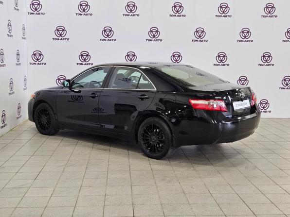 Toyota Camry VI (XV40) Рестайлинг с пробегом 2010 года, цена 1 037 000 рублей, 241416 км, седан, Автокод Объявления