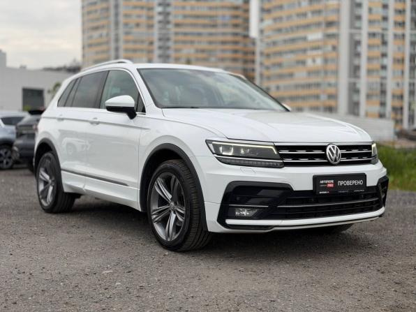 Volkswagen Tiguan II с пробегом 2018 года, цена 2 545 000 рублей, 134000 км, внедорожник, Автокод Объявления