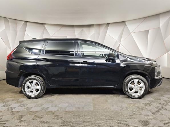 Mitsubishi Xpander I Рестайлинг с пробегом 2023 года, цена 2 121 000 рублей, 64164 км, внедорожник, Автокод Объявления