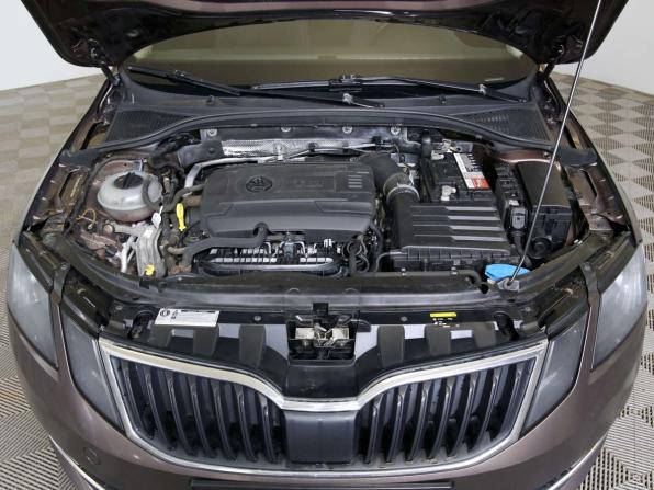 Skoda Octavia III (A7) Рестайлинг с пробегом 2017 года, цена 1 699 000 рублей, 168892 км, лифтбек, Автокод Объявления
