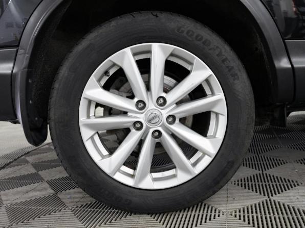Nissan Qashqai II с пробегом 2017 года, цена 1 960 000 рублей, 92313 км, внедорожник, Автокод Объявления