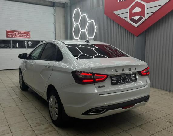 Lada (ВАЗ) Vesta I Рестайлинг (NG) с пробегом 2023 года, цена 1 170 000 рублей, 73435 км, седан, Автокод Объявления