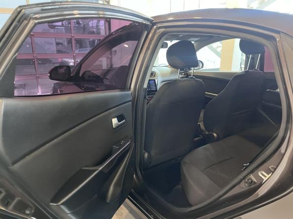 Kia Rio III Рестайлинг с пробегом 2015 года, цена 1 320 000 рублей, 93293 км, седан, Автокод Объявления