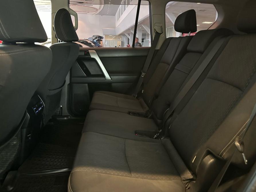 Toyota Land Cruiser Prado 150 Series Рестайлинг 2 Челябинск  - изображение 21