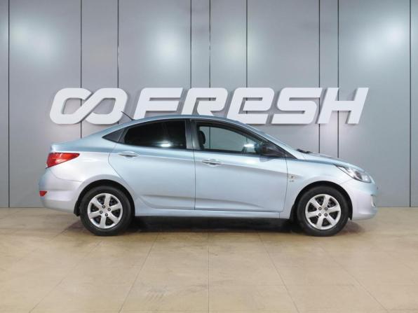 Hyundai Solaris I с пробегом 2012 года, цена 799 000 рублей, 218965 км, седан, Автокод Объявления