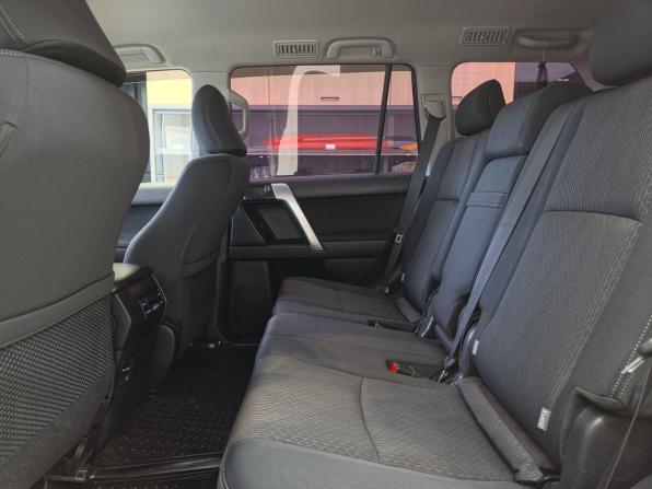 Toyota Land Cruiser Prado 150 Series Рестайлинг 2 с пробегом 2018 года, цена 4 399 000 рублей, 199000 км, внедорожник, Автокод Объявления
