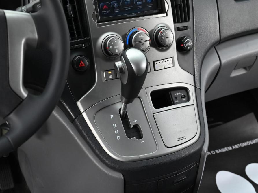 Hyundai H-1 II Москва  - изображение 8