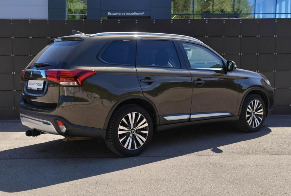 Mitsubishi Outlander III Рестайлинг 3 Сыктывкар  - изображение 6