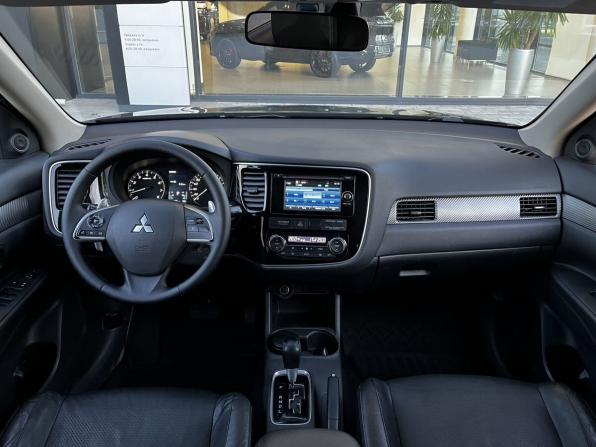 Mitsubishi Outlander III с пробегом 2013 года, цена 1 090 000 рублей, 261772 км, внедорожник, Автокод Объявления