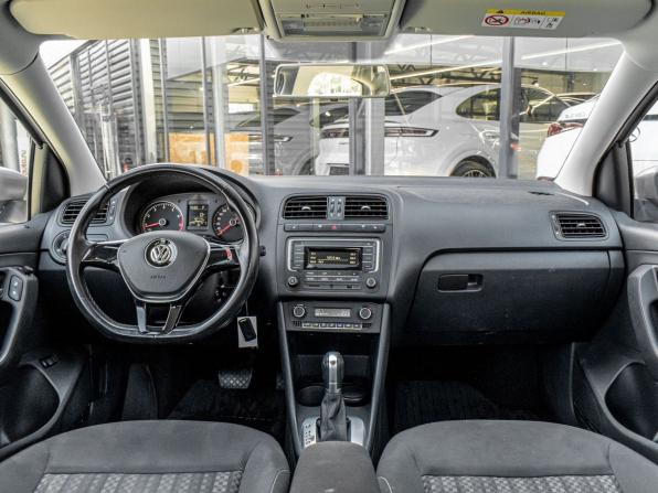 Volkswagen Polo V Рестайлинг с пробегом 2018 года, цена 1 100 000 рублей, 42113 км, седан, Автокод Объявления