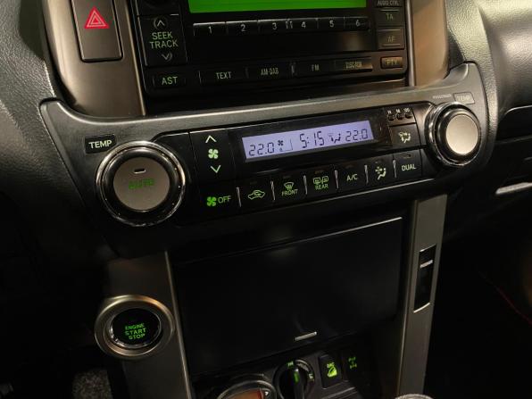 Toyota Land Cruiser Prado 150 Series с пробегом 2012 года, цена 3 000 000 рублей, 235846 км, внедорожник, Автокод Объявления