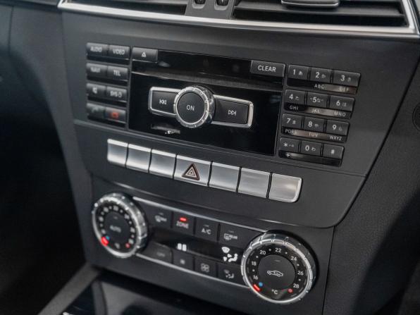 Mercedes-Benz C-Класс III (W204) Рестайлинг с пробегом 2011 года, цена 1 400 000 рублей, 81900 км, седан, Автокод Объявления