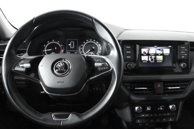 Skoda Rapid II с пробегом 2021 года, цена 1 648 000 рублей, 60777 км, лифтбек, Автокод Объявления