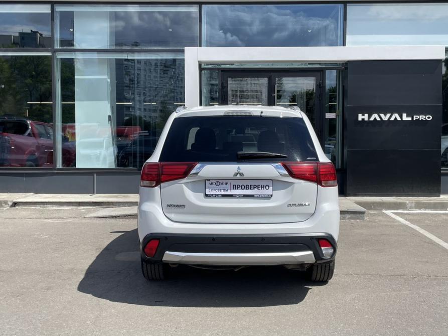 Mitsubishi Outlander III Рестайлинг 2 Москва  - изображение 6