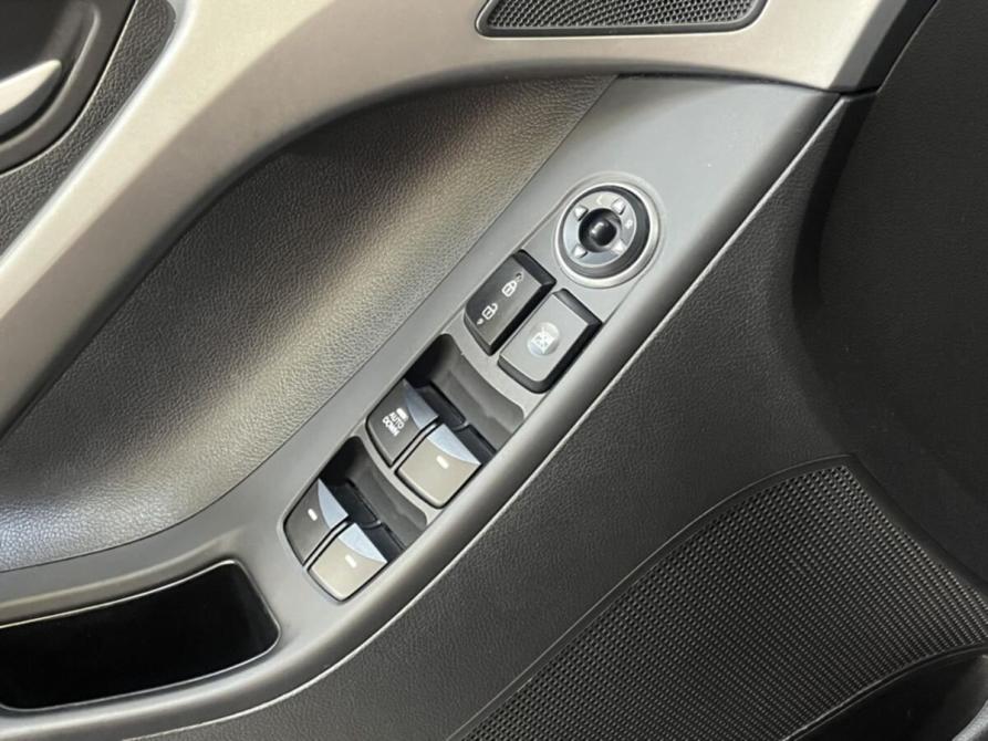 Hyundai Elantra V (MD) Рестайлинг Курск  - изображение 15