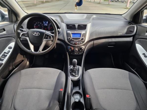 Hyundai Solaris I с пробегом 2013 года, цена 699 900 рублей, 211000 км, седан, Автокод Объявления