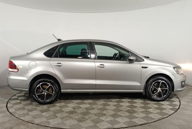 Volkswagen Polo V Рестайлинг с пробегом 2019 года, цена 1 350 000 рублей, 90769 км, седан, Автокод Объявления