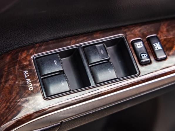 Toyota Camry VII (XV50) Рестайлинг 2 с пробегом 2017 года, цена 2 288 000 рублей, 97323 км, седан, Автокод Объявления