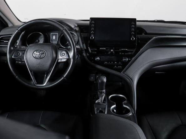 Toyota Camry VIII (XV70) Рестайлинг с пробегом 2021 года, цена 2 499 000 рублей, 195485 км, седан, Автокод Объявления