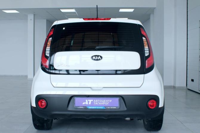 Kia Soul II Рестайлинг с пробегом 2018 года, цена 1 635 000 рублей, 90000 км, хэтчбек, Автокод Объявления