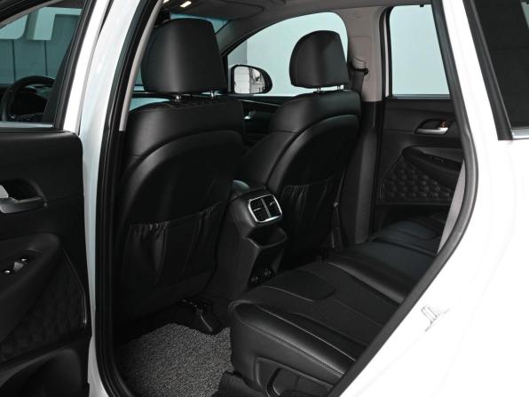 Hyundai Santa Fe IV с пробегом 2018 года, цена 3 419 000 рублей, 54360 км, внедорожник, Автокод Объявления
