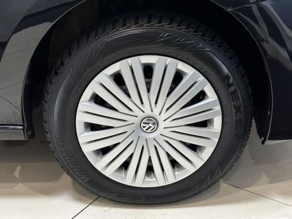 Volkswagen Polo V Рестайлинг с пробегом 2018 года, цена 1 325 000 рублей, 96269 км, седан, Автокод Объявления
