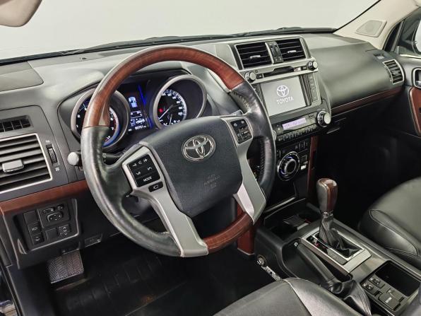 Toyota Land Cruiser Prado 150 Series Рестайлинг 1 с пробегом 2014 года, цена 4 299 000 рублей, 80698 км, внедорожник, Автокод Объявления