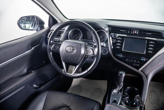 Toyota Camry VIII (XV70) с пробегом 2021 года, цена 2 999 000 рублей, 96000 км, седан, Автокод Объявления