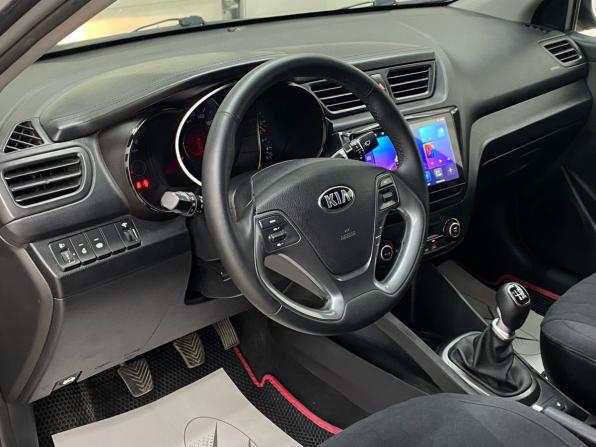 Kia Rio III Рестайлинг с пробегом 2016 года, цена 995 000 рублей, 147312 км, седан, Автокод Объявления
